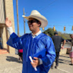 Meet your Posher, Carlos